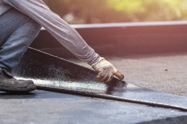 Professional Crawl Space Encapsulation technician working in Freeport, MI